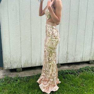 PROM DRESS